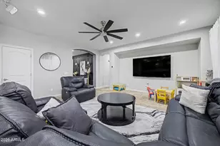 2769 E Rakestraw Ln, Gilbert, AZ 85298 - Photo 4