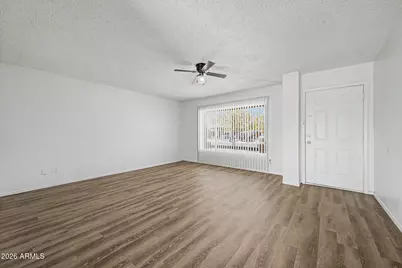 7506 W Turney Avenue, Phoenix, AZ 85033 - Photo 6