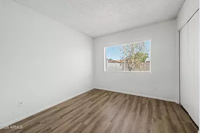 7506 W Turney Avenue, Phoenix, AZ 85033 - Photo 20