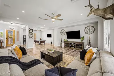 14284 W Becker Lane, Surprise, AZ 85379 - Photo 12