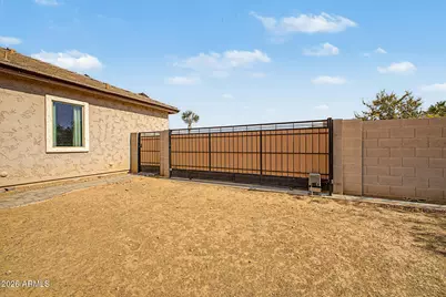 14284 W Becker Lane, Surprise, AZ 85379 - Photo 40