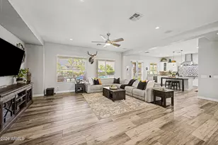 14284 W Becker Ln, Surprise, AZ 85379 - Photo 10