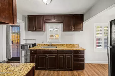 2638 E Willetta Street, Phoenix, AZ 85008 - Photo 18