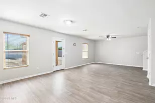 1748 N Logan Ln, Casa Grande, AZ 85122 - Photo 8