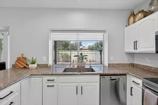 1080 N Aspen Dr, Chandler, AZ 85226 - Photo 12