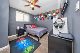 6446 W Piccadilly Rd, Phoenix, AZ 85033 - Photo 10