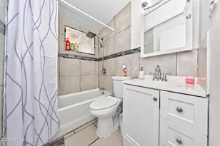 6446 W Piccadilly Rd, Phoenix, AZ 85033 - Photo 12