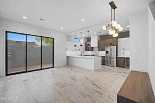 377 E Windsor Ave, Phoenix, AZ 85004 - Photo 8