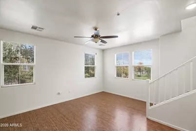2304 E Hidalgo Avenue, Phoenix, AZ 85040 - Photo 6