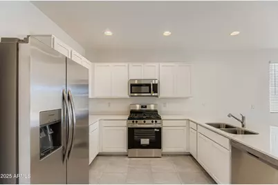 30269 W Wild Hazel Drive, Buckeye, AZ 85396 - Photo 14