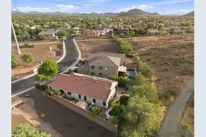 2716 E Quiet Hollow Lane, Phoenix, AZ 85024 - Photo 40