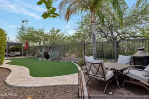 2716 E Quiet Hollow Ln, Phoenix, AZ 85024 - Photo 1
