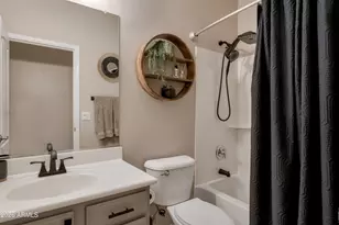 2716 E Quiet Hollow Ln, Phoenix, AZ 85024 - Photo 24