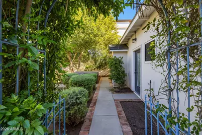 4402 E Turney Avenue, Phoenix, AZ 85018 - Photo 46