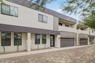 3010 N 37th St, Phoenix, AZ 85018 - Photo 2