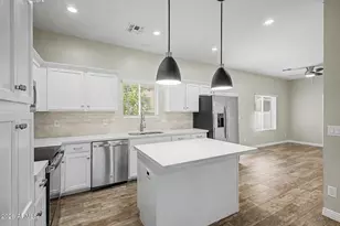 3010 N 37th St, Phoenix, AZ 85018 - Photo 6
