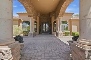 6561 S Oakwood Way, Gilbert, AZ 85298 - Photo 10