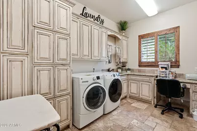 6561 S Oakwood Way, Gilbert, AZ 85298 - Photo 42