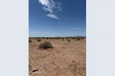 52903 W Glendale Avenue W #'-', Tonopah, AZ 85354 - Photo 16