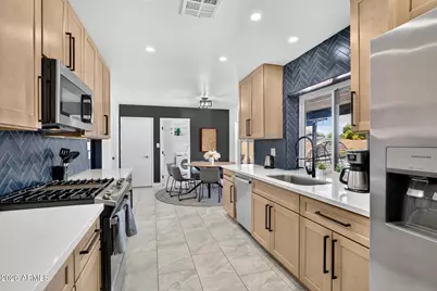 4332 W Echo Lane, Glendale, AZ 85302 - Photo 38