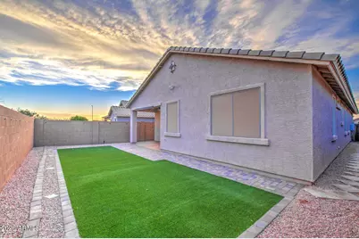 2239 W Donner Drive, Phoenix, AZ 85041 - Photo 16