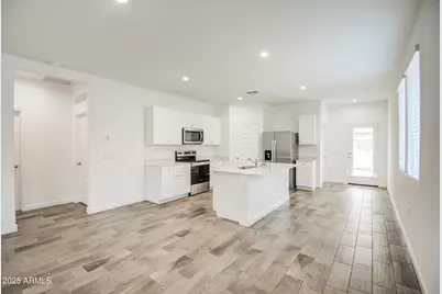 1749 W Stealth Avenue, Apache Junction, AZ 85120 - Photo 6