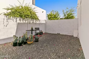 2750 E Yale St, Phoenix, AZ 85008 - Photo 42
