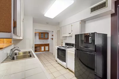 10027 W Audrey Drive, Sun City, AZ 85351 - Photo 10