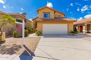 3223 E Poinsettia Dr, Phoenix, AZ 85028 - Photo 4