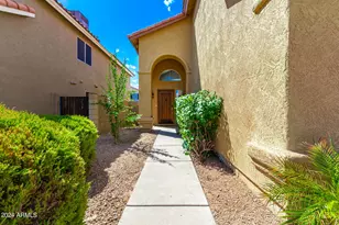 3223 E Poinsettia Dr, Phoenix, AZ 85028 - Photo 6