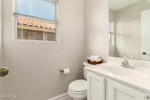 3223 E Poinsettia Dr, Phoenix, AZ 85028 - Photo 18