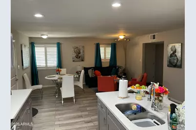 2320 E Wier Avenue, Phoenix, AZ 85040 - Photo 1