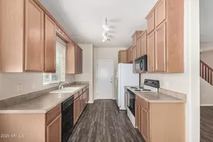 34909 N 30th Dr, Phoenix, AZ 85086 - Photo 6