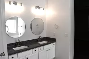 8787 W Gardenia Ave, Glendale, AZ 85305 - Photo 20