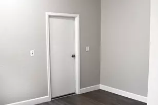 8787 W Gardenia Ave, Glendale, AZ 85305 - Photo 1