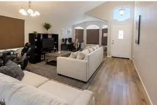 4720 E Weaver Rd, Phoenix, AZ 85050 - Photo 2