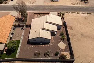 9870 W Camelia Dr, Arizona City, AZ 85123 - Photo 40