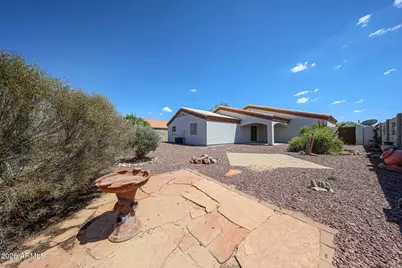 9870 W Camelia Drive, Arizona City, AZ 85123 - Photo 30