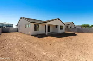 15664 W Mercer Ln, Surprise, AZ 85379 - Photo 30