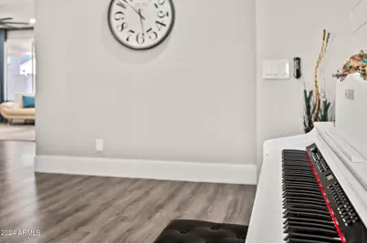 10764 W Prickly Pear Trail, Peoria, AZ 85383 - Photo 8