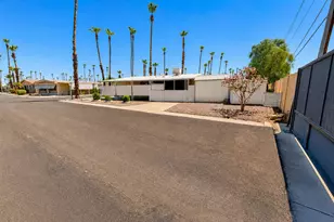 7300 N 51st Ave, Glendale, AZ 85301 - Photo 18