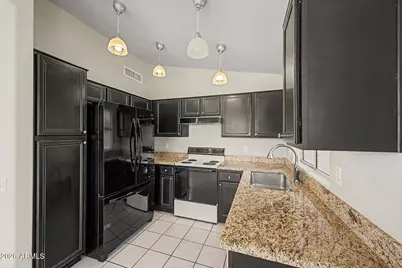 297 W Washington Avenue, Gilbert, AZ 85233 - Photo 8