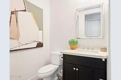 3104 N 37th Street, Phoenix, AZ 85018 - Photo 16