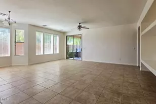 2409 W Beverly Rd, Phoenix, AZ 85041 - Photo 4