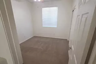 2409 W Beverly Rd, Phoenix, AZ 85041 - Photo 18