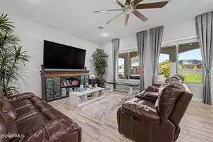 17424 W Keim Dr, Waddell, AZ 85355 - Photo 8