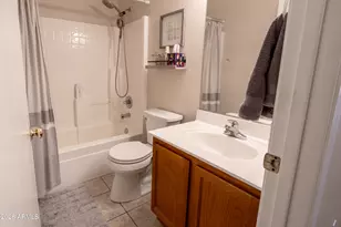 9644 W Hatcher Rd, Peoria, AZ 85345 - Photo 36