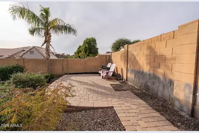 9644 W Hatcher Road, Peoria, AZ 85345 - Photo 12