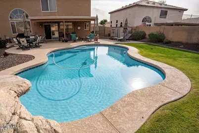 9644 W Hatcher Road, Peoria, AZ 85345 - Photo 6