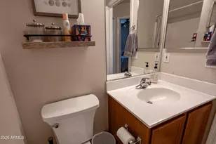 9644 W Hatcher Rd, Peoria, AZ 85345 - Photo 38
